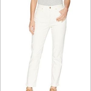 White Joe’s jeans. Skinny high waisted size 26.